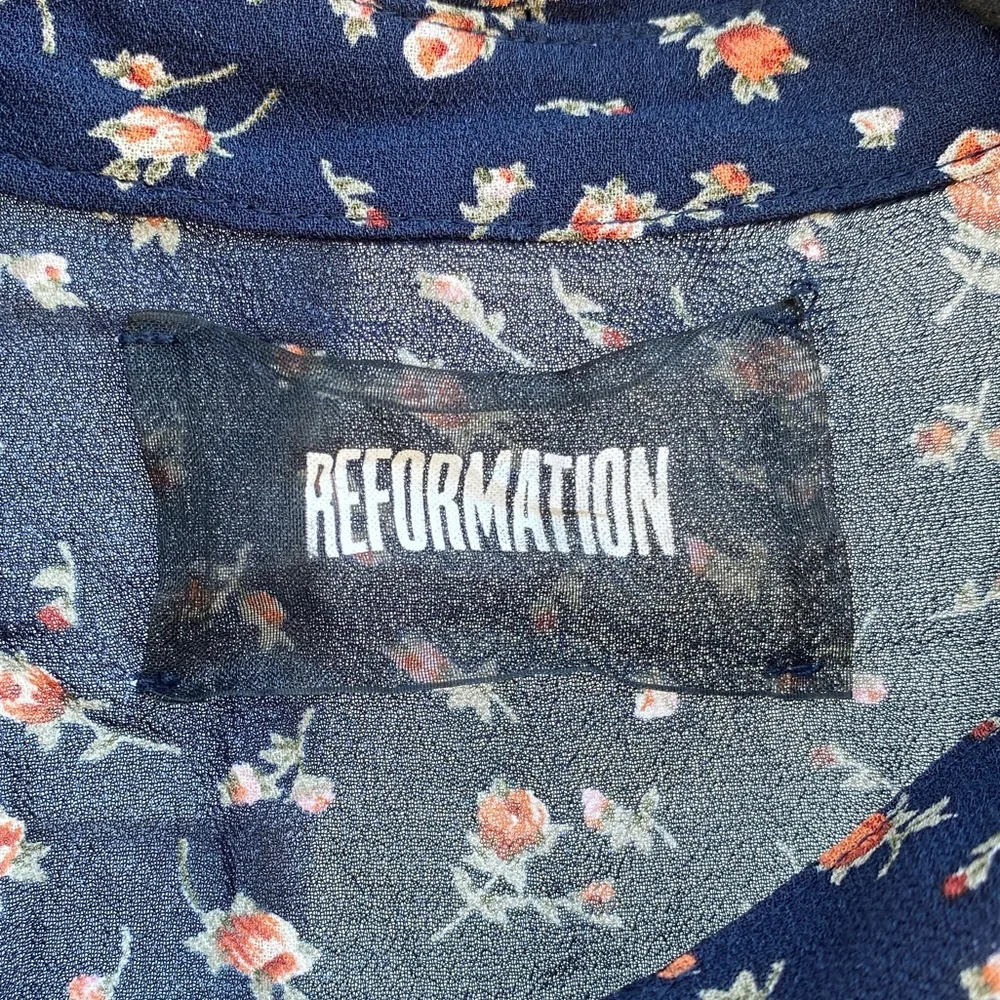 Reformation Blue Floral Print Button Down Long Sleeve Chiffon Shirt, Size XS - Picture 12 of 13